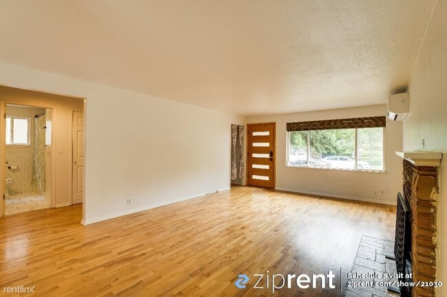 Building Photo - 3 br, 2 bath House - 6716 23rd Ave NW, Sea...