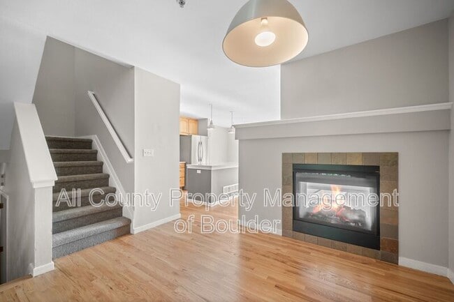 Building Photo - 611 Tantra Dr