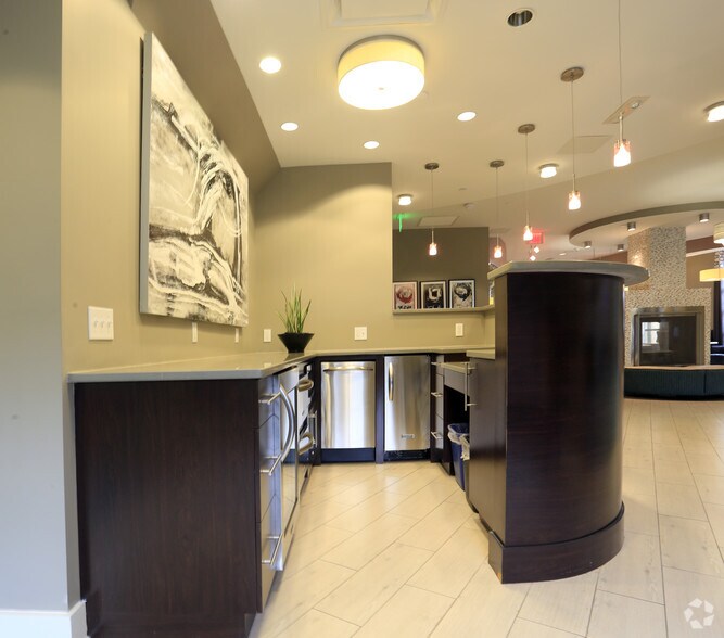 15 Bank Apartments Rentals White Plains, NY