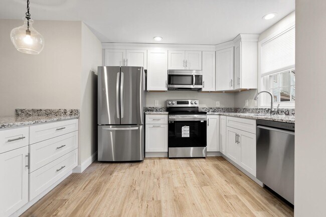 Foto del edificio - 1465 Hooksett Rd