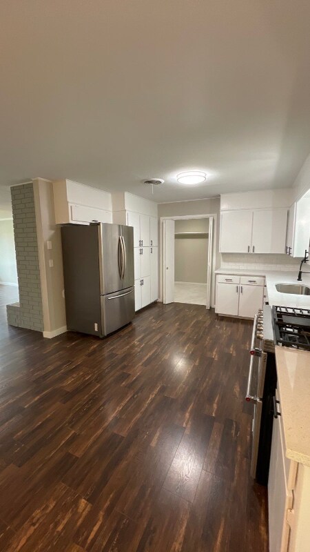 Foto del edificio - 1101 Miller St