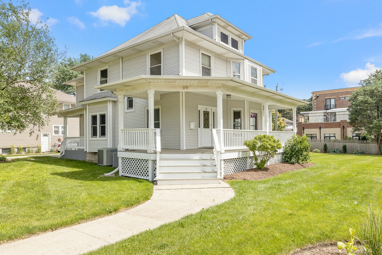 Primary Photo - 26 N Webster St