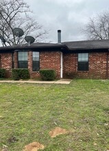 Building Photo - 14495 Amy Dr