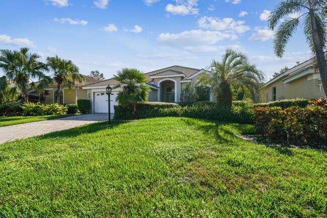 Foto del edificio - 3 Bed, 2 Bath Single Family Home in Sarasota