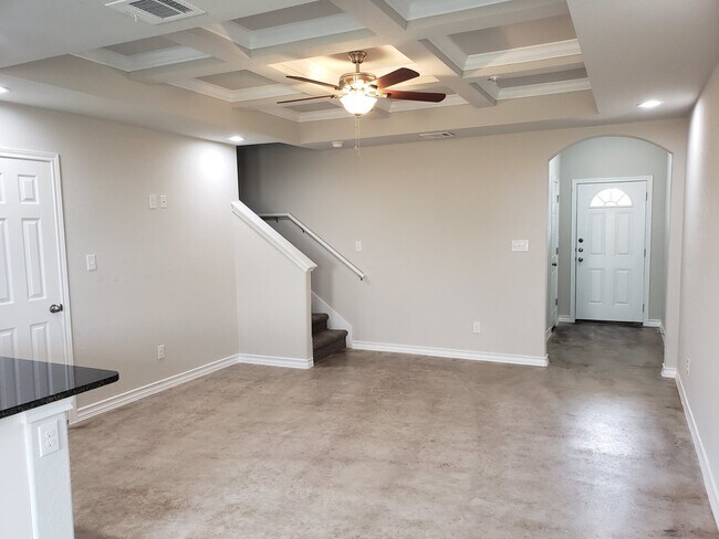 Foto del edificio - Townhome for rent