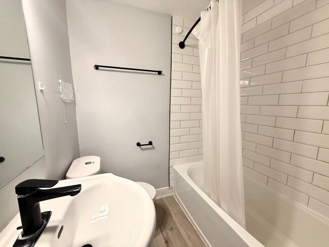 Photo du bâtiment - 1 E 35th St