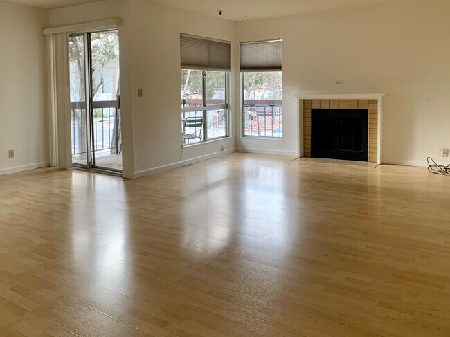 Sala de estar - 707 Bryant St