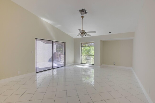 Foto del edificio - 11434 Orange Blossom Ln