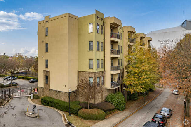 Building Photo - Duo Condos