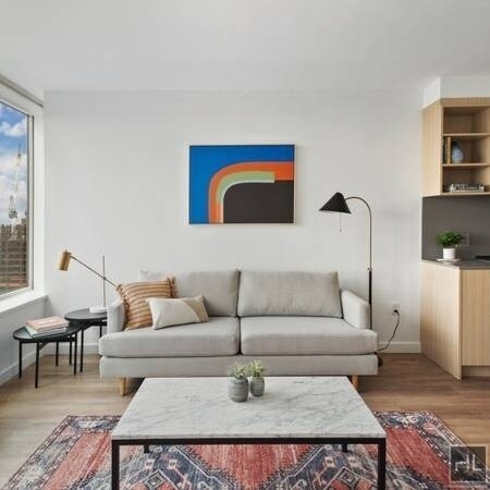 Building Photo - WEST 33 STREET