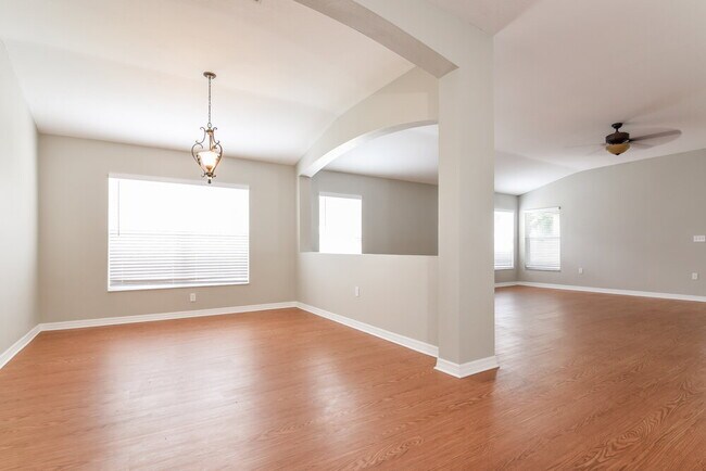 Foto del edificio - 35153 Meadow Reach Dr