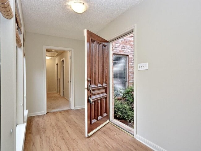 Building Photo - 4700 Trail W Dr