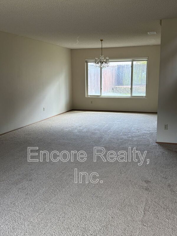 Building Photo - 430 Windrose Way