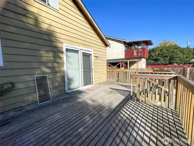 Foto del edificio - 618 5th St SE