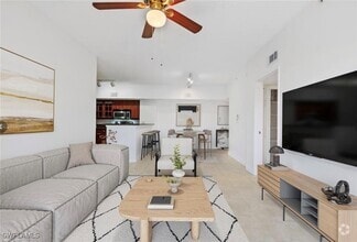 Building Photo - 1830 Florida Club Cir