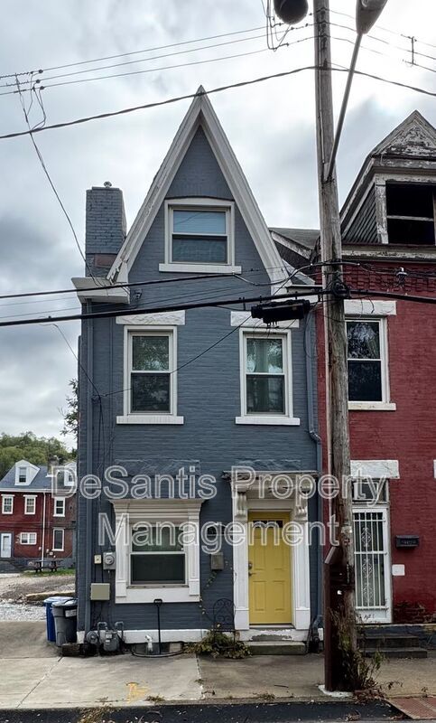 Building Photo - 5424 Harrison St