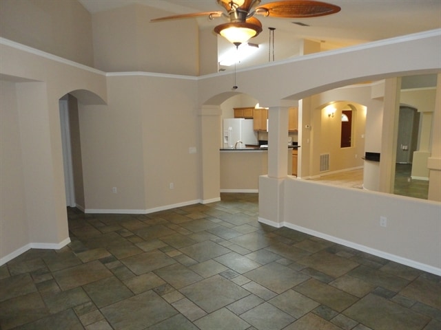 Foto del edificio - 18919 Bellflower Rd