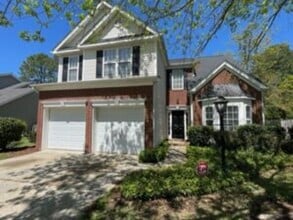 Building Photo - 122 Oak Cove Dr