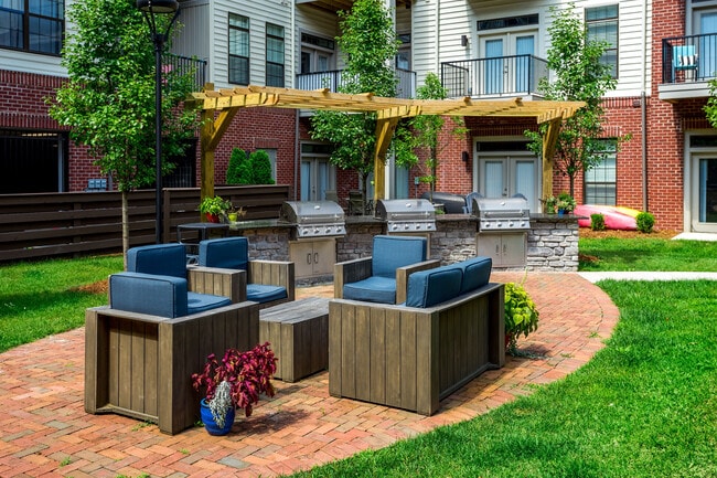 Photo - Highland Station Apartments