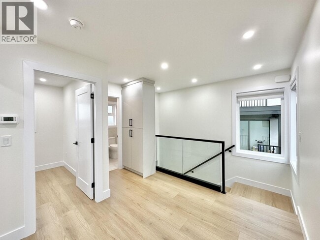 Building Photo - 3850 Union St