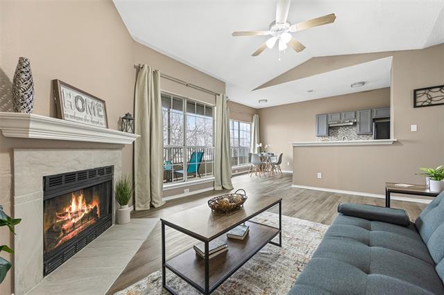 Foto principal - 4113 Esters Rd