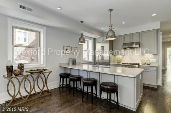 Foto del edificio - 1734 R St NW