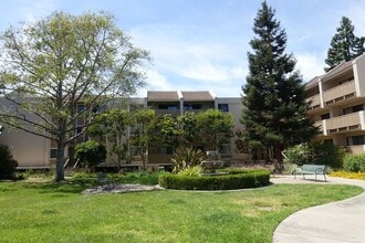 Building Photo - 400 Ortega Ave