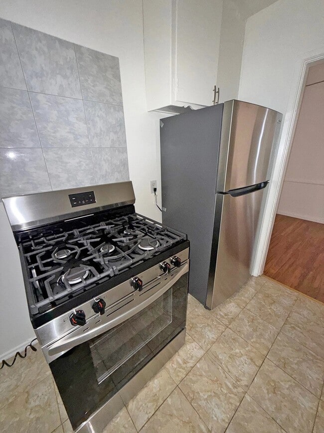 Building Photo - 1509 Orange Grv Ave