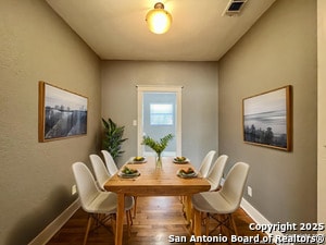 Building Photo - 1535 W Woodlawn Ave