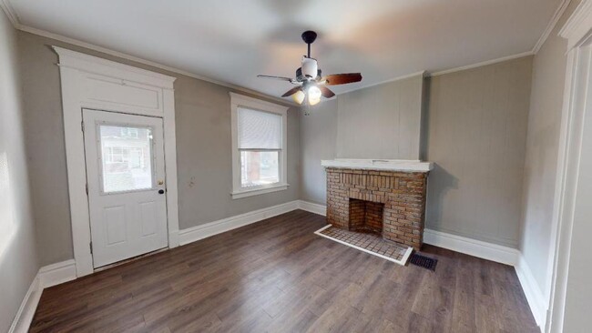 Building Photo - 1001 Linwood Ave