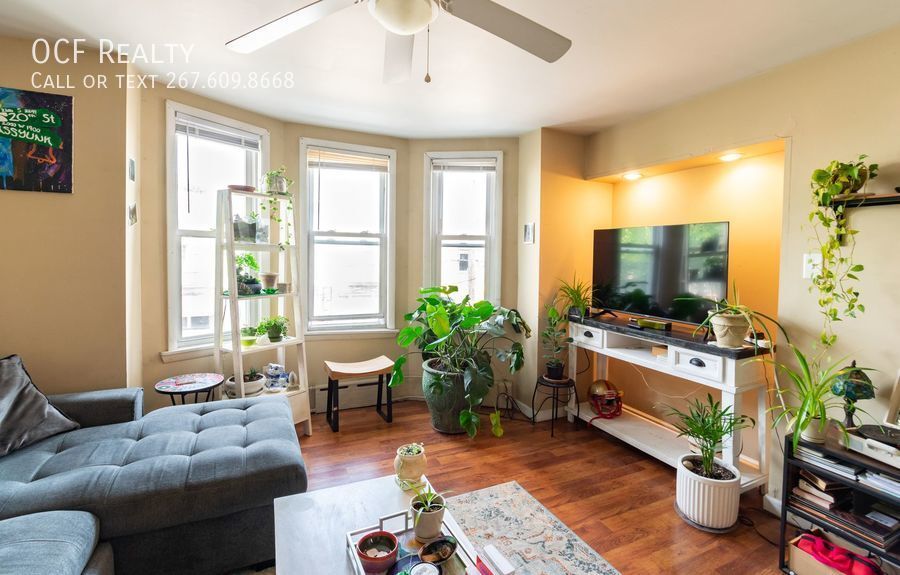 Foto principal - 2205 S 20th St