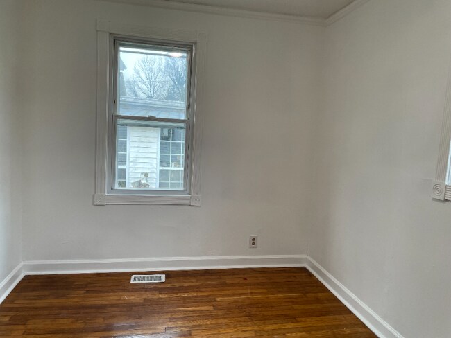 Foto del edificio - 1007 E Unaka Ave