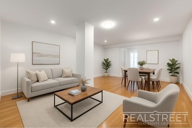 Building Photo - LUXURY LOFT in Queens!