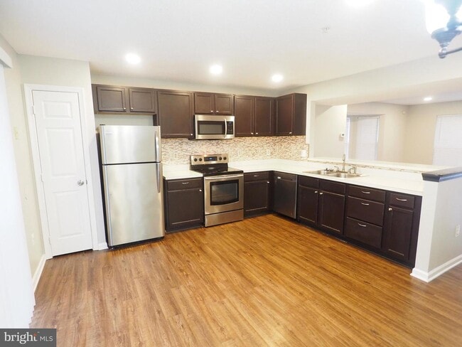 Building Photo - 7424 Catterick Ct