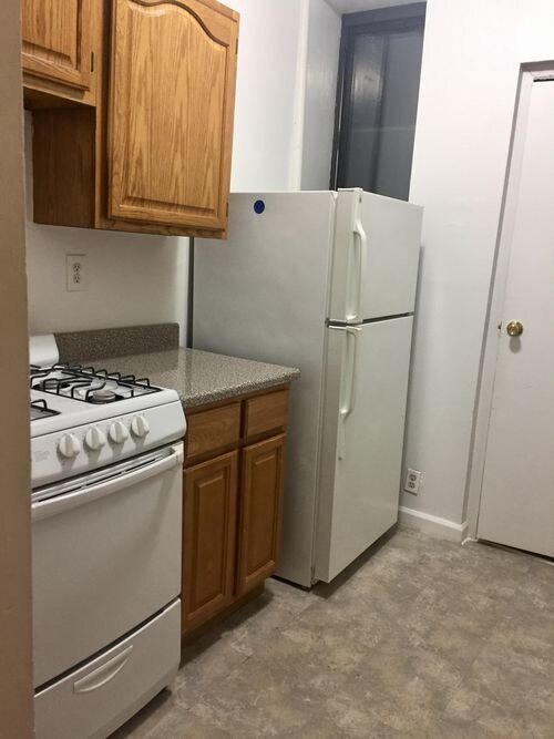 Foto del edificio - 236 E 89th St