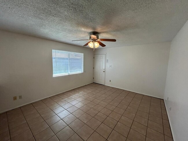 Building Photo - 1851 E University Dr