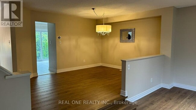 Photo du bâtiment - 1603 Litchfield Rd