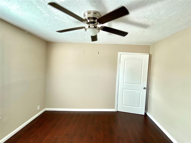 Building Photo - 207 Frawley St