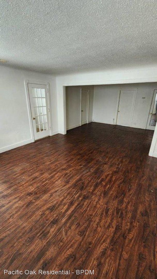 Building Photo - 4 br, 1 bath House - 2317 Hoyt St