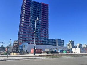 Building Photo - 10626-10626 City Pkwy