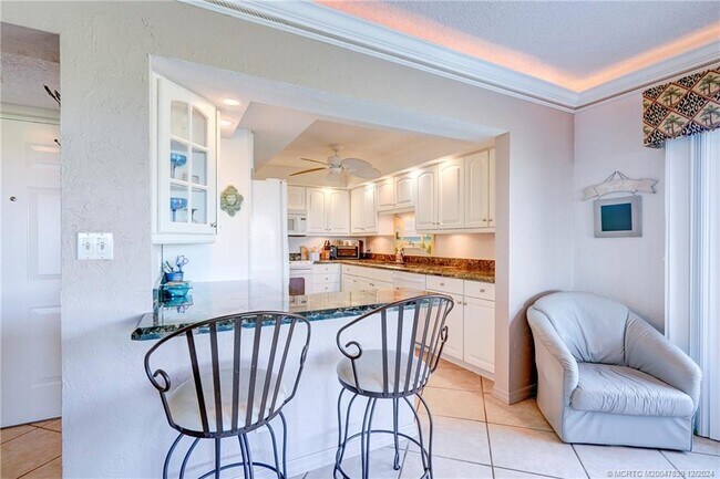 Foto del edificio - 1289 NE Ocean Blvd