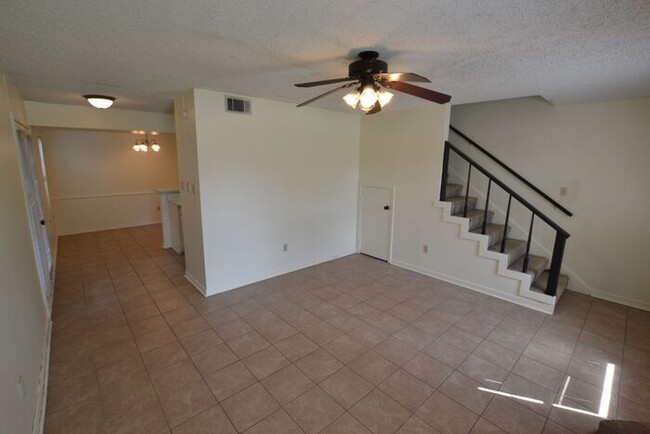 Building Photo - 3305 O'Neal Ln
