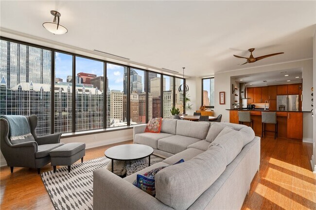 Foto del edificio - 151 Fort Pitt Blvd