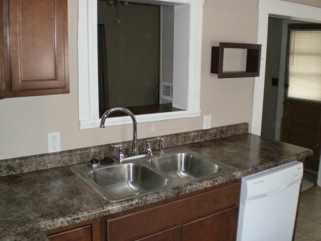 Kitchen - 1080 26th St