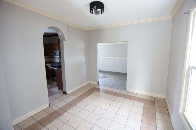 Foto del edificio - 639 Curve St SW