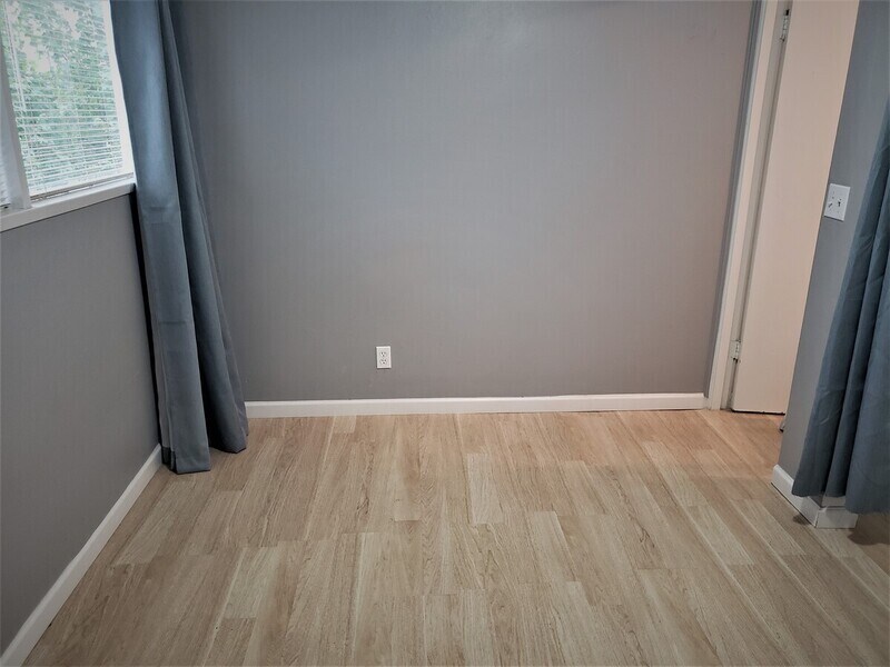 Building Photo - 3530 Wallingford Ave N