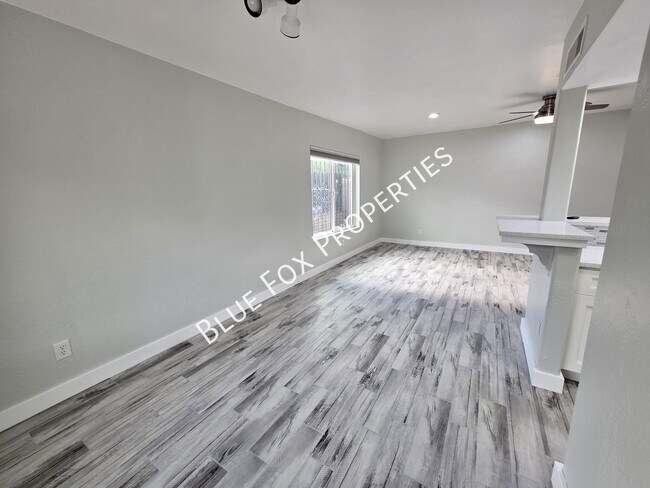 Building Photo - 8340 E Fond Du Lac Dr