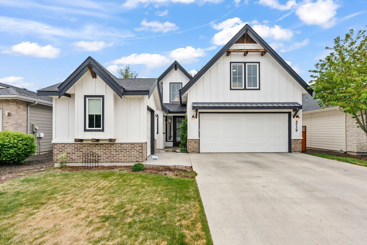 Foto principal - Modern Rustic Luxury Just Minutes from Dow...