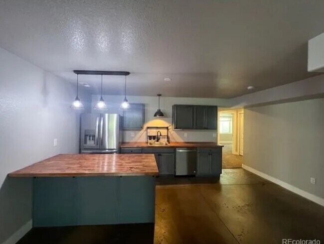 Foto del edificio - 11295 Grassland Rd