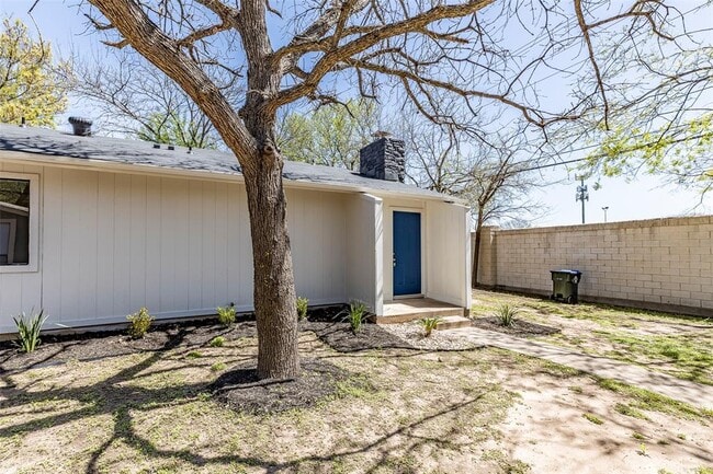 Building Photo - 10309 Burmaster Ln